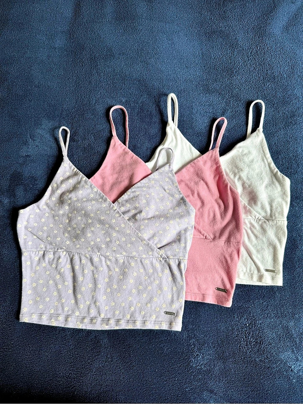 Hollister Must-Have Collection Crossover Camis Floral Set Medium